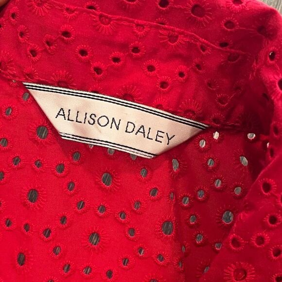 Allison Daley Red Eyelet Long Sleeve Collared Button Front Blouse Size S - Picture 2 of 3